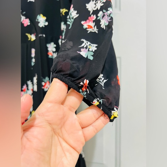 Ann Taylor Meadow Floral Pleaded wrap Dress size 6T like new dress no tags - Picture 11 of 16